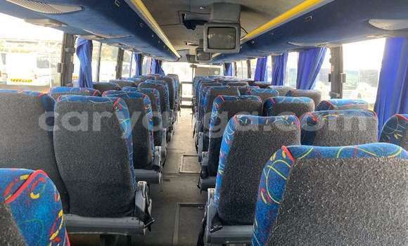 Nunua Ilio tumika Man Silent White Lori ndani ya Blantyre nchini Malawi Nunua Ilio tumika Man Silent White Lori ndani ya Blantyre nchini Malawi