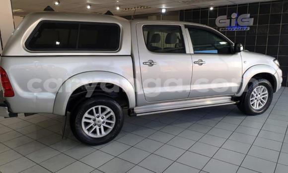 Nunua Ilio tumika Toyota Hilux Silver Gari ndani ya Blantyre nchini Malawi Nunua Ilio tumika Toyota Hilux Silver Gari ndani ya Blantyre nchini Malawi