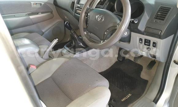 Nunua Ilio tumika Toyota Hilux Silver Gari ndani ya Blantyre nchini Malawi Nunua Ilio tumika Toyota Hilux Silver Gari ndani ya Blantyre nchini Malawi