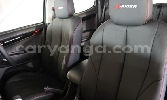 Acheter Occasion Voiture Isuzu D–MAX Blanc à Blantyre, Malawi Acheter Occasion Voiture Isuzu D–MAX Blanc à Blantyre, Malawi