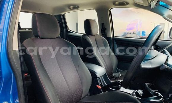 Acheter Occasion Voiture Isuzu KB Bleu à Blantyre, Malawi Acheter Occasion Voiture Isuzu KB Bleu à Blantyre, Malawi