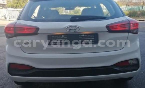 Buy Used Hyundai i20 White Car in Lilongwe in Malawi Buy Used Hyundai i20 White Car in Lilongwe in Malawi