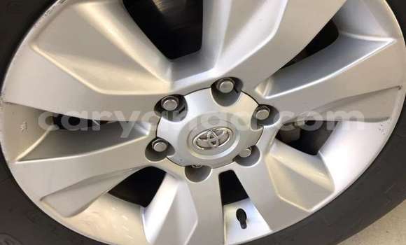 Buy Used Toyota Hilux White Car in Lilongwe in Malawi Buy Used Toyota Hilux White Car in Lilongwe in Malawi