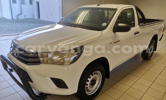 Buy Used Toyota Hilux White Car in Import - Dubai in Malawi Buy Used Toyota Hilux White Car in Import - Dubai in Malawi