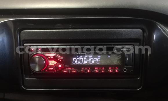 Buy Used Toyota Hilux White Car in Import - Dubai in Malawi Buy Used Toyota Hilux White Car in Import - Dubai in Malawi