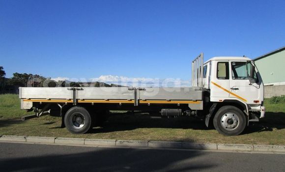 Buy Used Nissan UD White Truck in Livingstonia in Karonga Buy Used Nissan UD White Truck in Livingstonia in Karonga