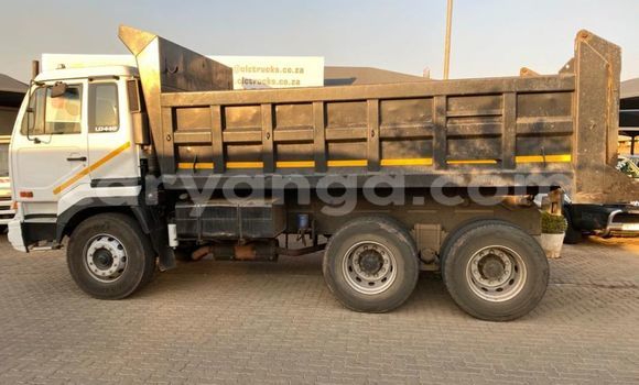 Buy Used Nissan UD White Truck in Livingstonia in Karonga Buy Used Nissan UD White Truck in Livingstonia in Karonga