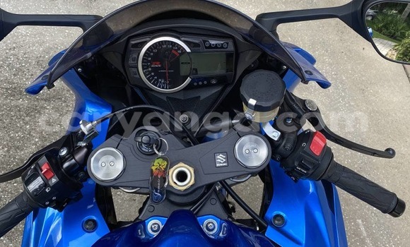 Buy Used Suzuki GSX–R Blue Bike in Dowa in Dowa Buy Used Suzuki GSX–R Blue Bike in Dowa in Dowa