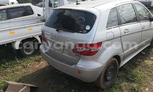 Buy Used Mercedes‒Benz B-klasse Silver Car in Blantyre in Malawi Buy Used Mercedes‒Benz B-klasse Silver Car in Blantyre in Malawi