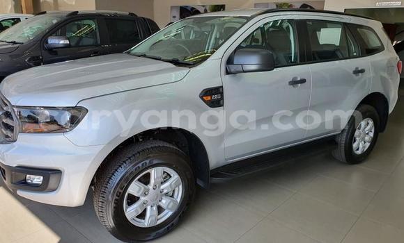 Nunua Ilio tumika Ford Everest White Gari ndani ya Blantyre nchini Malawi Nunua Ilio tumika Ford Everest White Gari ndani ya Blantyre nchini Malawi