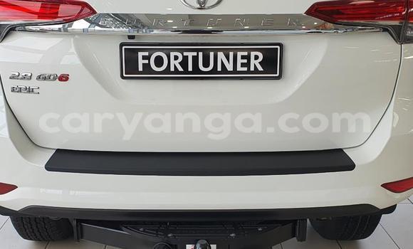 Nunua Ilio tumika Toyota Fortuner White Gari ndani ya Blantyre nchini Malawi Nunua Ilio tumika Toyota Fortuner White Gari ndani ya Blantyre nchini Malawi