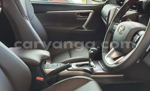 Nunua Ilio tumika Toyota Fortuner White Gari ndani ya Blantyre nchini Malawi Nunua Ilio tumika Toyota Fortuner White Gari ndani ya Blantyre nchini Malawi