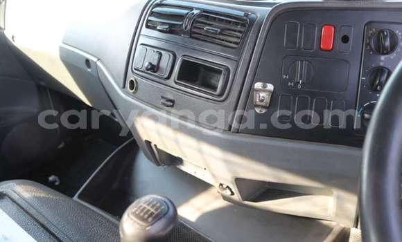 Nunua Ilio tumika Mercedes‒Benz 2628 Silver Lori ndani ya Blantyre nchini Malawi Nunua Ilio tumika Mercedes‒Benz 2628 Silver Lori ndani ya Blantyre nchini Malawi