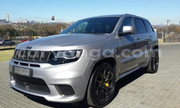 Nunua Ilio tumika Jeep Cherokee Silver Gari ndani ya Blantyre nchini Malawi Nunua Ilio tumika Jeep Cherokee Silver Gari ndani ya Blantyre nchini Malawi
