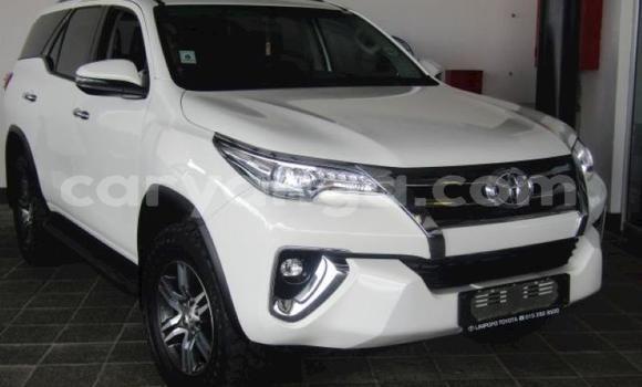 Buy Used Toyota Fortuner White Car in Lilongwe in Malawi Buy Used Toyota Fortuner White Car in Lilongwe in Malawi
