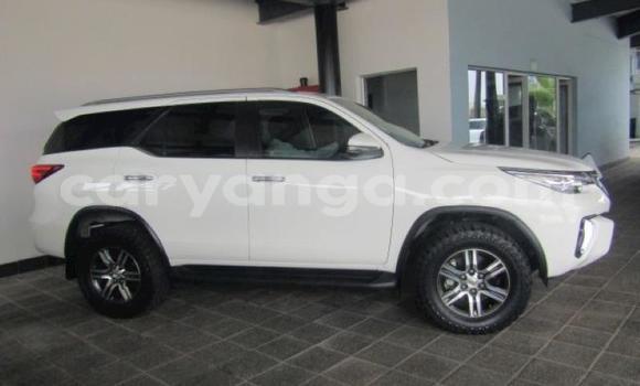 Buy Used Toyota Fortuner White Car in Lilongwe in Malawi Buy Used Toyota Fortuner White Car in Lilongwe in Malawi