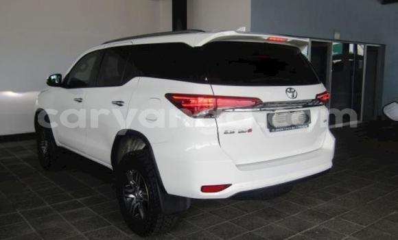 Buy Used Toyota Fortuner White Car in Lilongwe in Malawi Buy Used Toyota Fortuner White Car in Lilongwe in Malawi