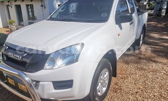 Buy Used Isuzu KB White Car in Blantyre in Malawi