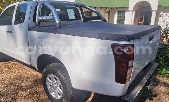 Buy Used Isuzu KB White Car in Blantyre in Malawi Buy Used Isuzu KB White Car in Blantyre in Malawi
