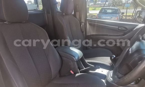 Buy Used Isuzu KB White Car in Blantyre in Malawi Buy Used Isuzu KB White Car in Blantyre in Malawi