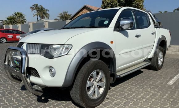 Buy Used Mitsubishi Triton White Car in Blantyre in Malawi Buy Used Mitsubishi Triton White Car in Blantyre in Malawi