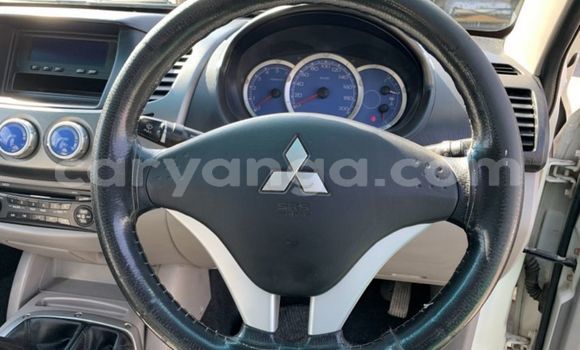 Buy Used Mitsubishi Triton White Car in Blantyre in Malawi Buy Used Mitsubishi Triton White Car in Blantyre in Malawi