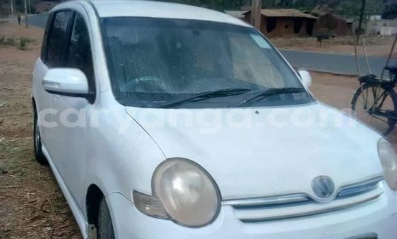 Acheter Occasion Voiture Toyota Sienta Blanc à Blantyre, Malawi Acheter Occasion Voiture Toyota Sienta Blanc à Blantyre, Malawi