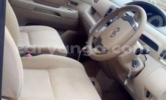 Acheter Occasion Voiture Toyota Raum Blanc à Blantyre, Malawi Acheter Occasion Voiture Toyota Raum Blanc à Blantyre, Malawi