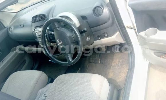 Acheter Occasion Voiture Toyota Passo Blanc à Blantyre, Malawi Acheter Occasion Voiture Toyota Passo Blanc à Blantyre, Malawi