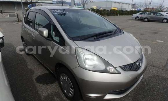 Buy Used Honda FIT Beige Car in Lilongwe in Malawi Buy Used Honda FIT Beige Car in Lilongwe in Malawi