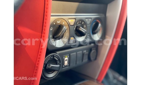 Nunua Imported Toyota Fortuner White Gari ndani ya Import - Dubai nchini Malawi Nunua Imported Toyota Fortuner White Gari ndani ya Import - Dubai nchini Malawi