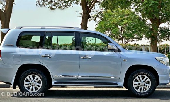 Buy Import Toyota Land Cruiser Blue Car in Import - Dubai in Malawi Buy Import Toyota Land Cruiser Blue Car in Import - Dubai in Malawi