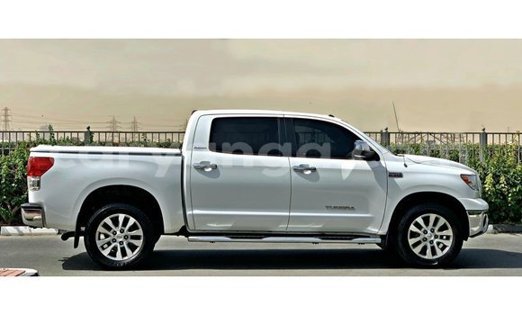 Buy Import Toyota Tundra White Car in Import - Dubai in Malawi Buy Import Toyota Tundra White Car in Import - Dubai in Malawi