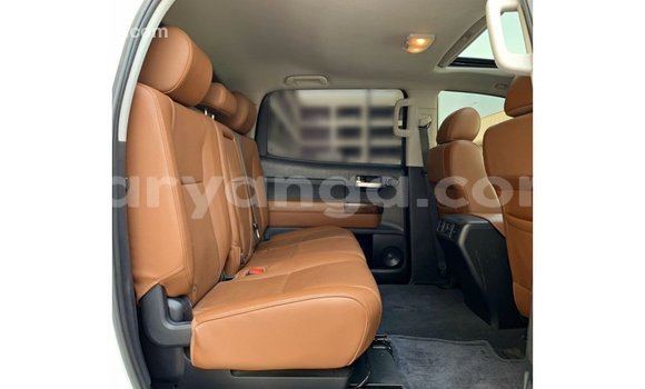 Buy Import Toyota Tundra White Car in Import - Dubai in Malawi Buy Import Toyota Tundra White Car in Import - Dubai in Malawi