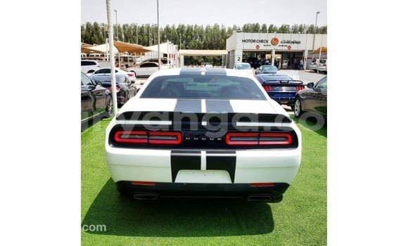 Buy Import Dodge Challenger White Car in Import - Dubai in Malawi Buy Import Dodge Challenger White Car in Import - Dubai in Malawi