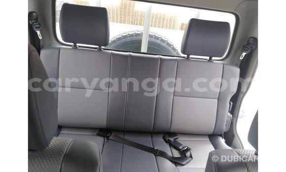 Nunua Imported Toyota Land Cruiser White Gari ndani ya Import - Dubai nchini Malawi Nunua Imported Toyota Land Cruiser White Gari ndani ya Import - Dubai nchini Malawi