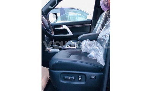 Nunua Imported Toyota Land Cruiser Black Gari ndani ya Import - Dubai nchini Malawi Nunua Imported Toyota Land Cruiser Black Gari ndani ya Import - Dubai nchini Malawi