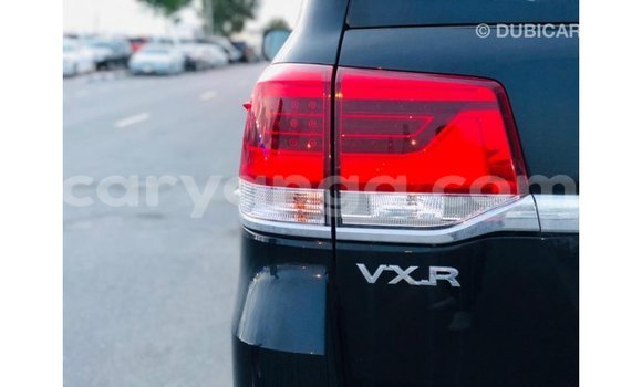 Nunua Imported Toyota Land Cruiser Black Gari ndani ya Import - Dubai nchini Malawi Nunua Imported Toyota Land Cruiser Black Gari ndani ya Import - Dubai nchini Malawi