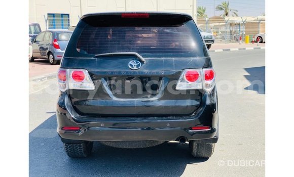 Acheter Import Voiture Toyota Fortuner Noir à Import - Dubai, Malawi Acheter Import Voiture Toyota Fortuner Noir à Import - Dubai, Malawi