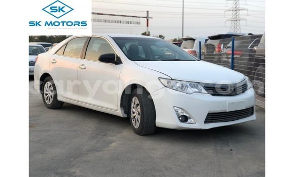 Nunua Imported Toyota Camry White Gari ndani ya Import - Dubai nchini Malawi Nunua Imported Toyota Camry White Gari ndani ya Import - Dubai nchini Malawi