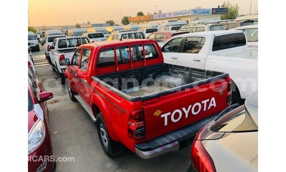 Nunua Imported Toyota Hilux Red Gari ndani ya Import - Dubai nchini Malawi Nunua Imported Toyota Hilux Red Gari ndani ya Import - Dubai nchini Malawi