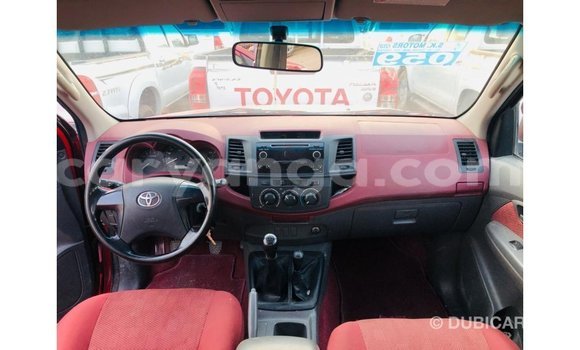 Nunua Imported Toyota Hilux Red Gari ndani ya Import - Dubai nchini Malawi Nunua Imported Toyota Hilux Red Gari ndani ya Import - Dubai nchini Malawi