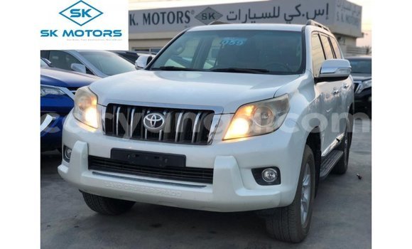 Acheter Import Voiture Toyota Prado Blanc à Import - Dubai, Malawi Acheter Import Voiture Toyota Prado Blanc à Import - Dubai, Malawi