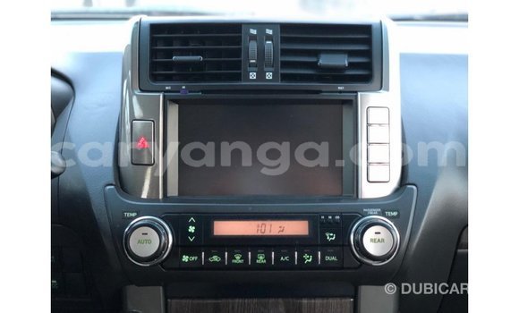 Acheter Import Voiture Toyota Prado Blanc à Import - Dubai, Malawi Acheter Import Voiture Toyota Prado Blanc à Import - Dubai, Malawi