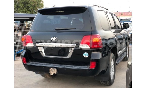 Nunua Imported Toyota Land Cruiser Black Gari ndani ya Import - Dubai nchini Malawi Nunua Imported Toyota Land Cruiser Black Gari ndani ya Import - Dubai nchini Malawi