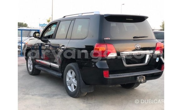 Nunua Imported Toyota Land Cruiser Black Gari ndani ya Import - Dubai nchini Malawi Nunua Imported Toyota Land Cruiser Black Gari ndani ya Import - Dubai nchini Malawi