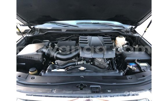 Nunua Imported Toyota Land Cruiser Black Gari ndani ya Import - Dubai nchini Malawi Nunua Imported Toyota Land Cruiser Black Gari ndani ya Import - Dubai nchini Malawi