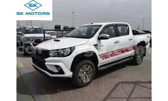 Acheter Import Voiture Toyota Hilux Blanc à Import - Dubai, Malawi Acheter Import Voiture Toyota Hilux Blanc à Import - Dubai, Malawi