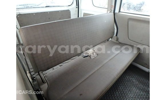 Nunua Imported Suzuki Every White Gari ndani ya Import - Dubai nchini Malawi Nunua Imported Suzuki Every White Gari ndani ya Import - Dubai nchini Malawi