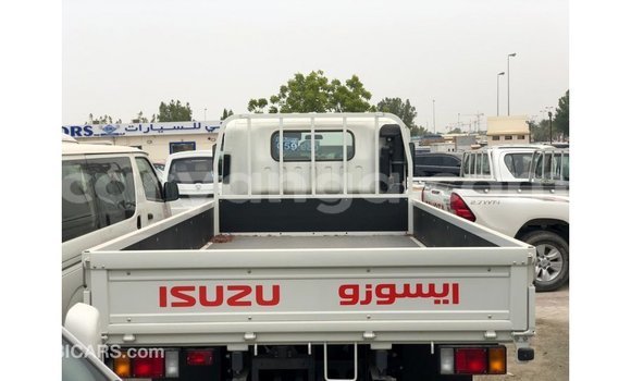 Acheter Import Utilitaire Isuzu FTR 850 Blanc à Import - Dubai, Malawi Acheter Import Utilitaire Isuzu FTR 850 Blanc à Import - Dubai, Malawi